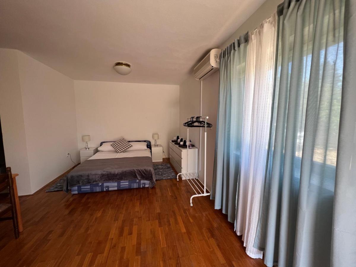 Apartments Antolkovic Уґлян Екстер'єр фото