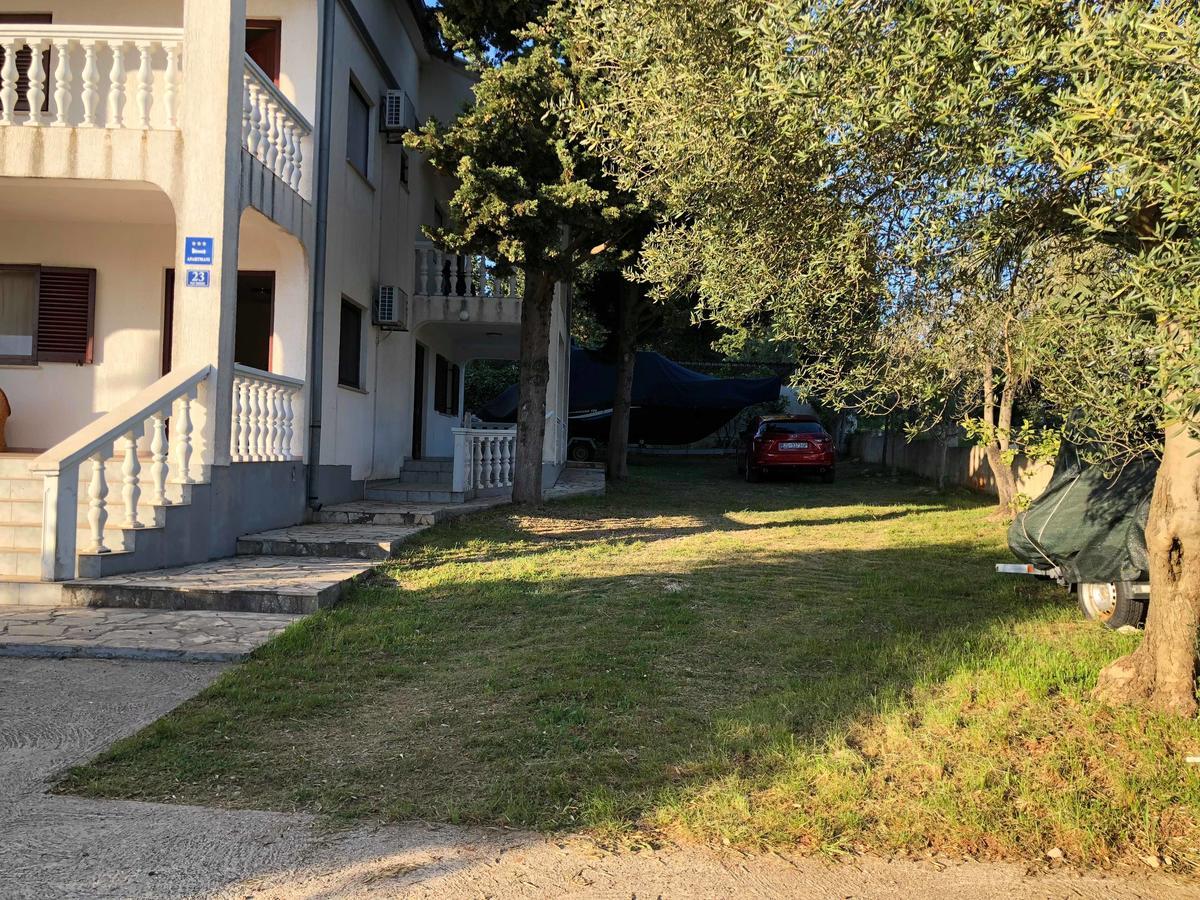 Apartments Antolkovic Уґлян Екстер'єр фото