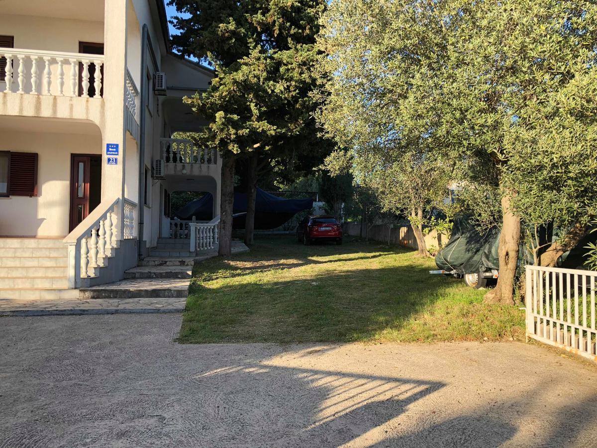 Apartments Antolkovic Уґлян Екстер'єр фото
